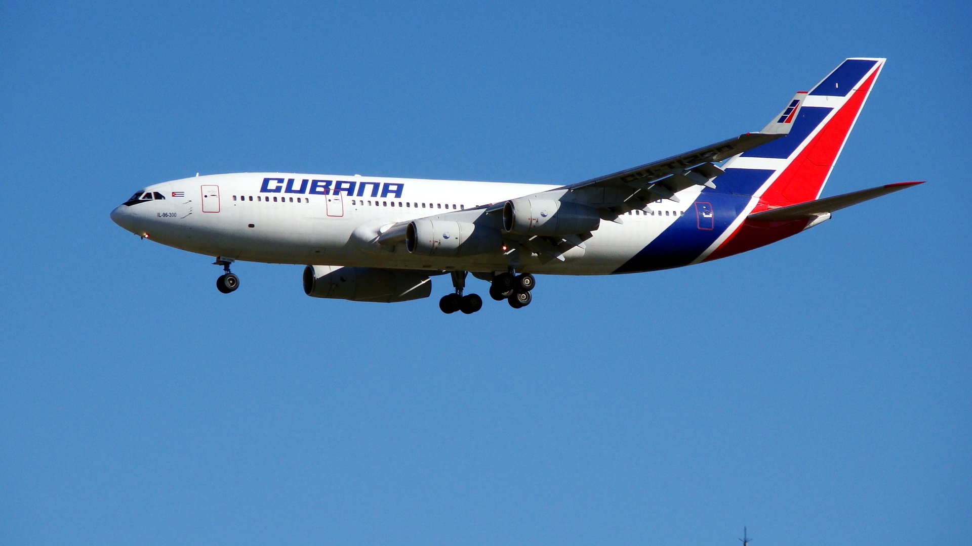 Se suspende la mayoría de los vuelos internos en Cuba