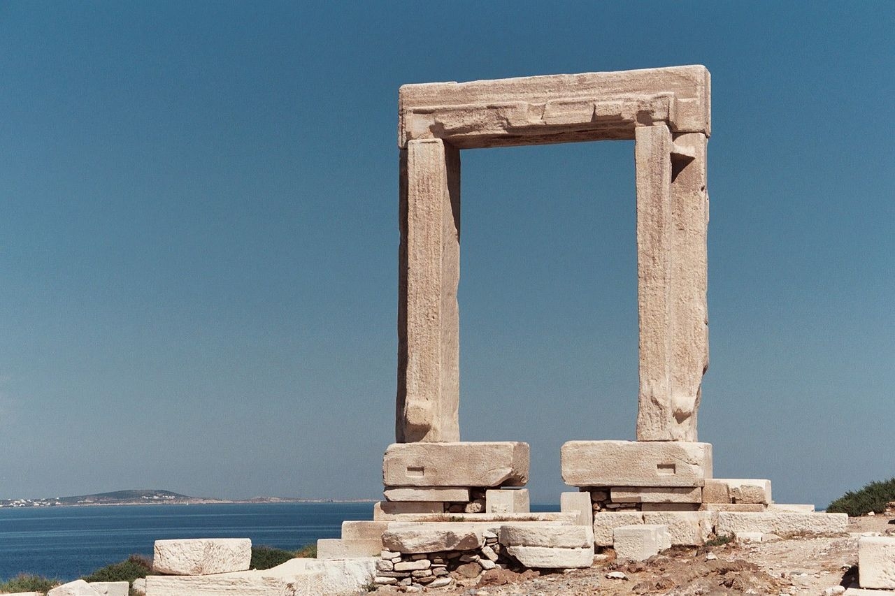 Durante la cuarentena: maravillate con La Puerta de Apolo
