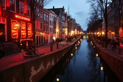 Amsterdam pone orden en el Barrio Rojo