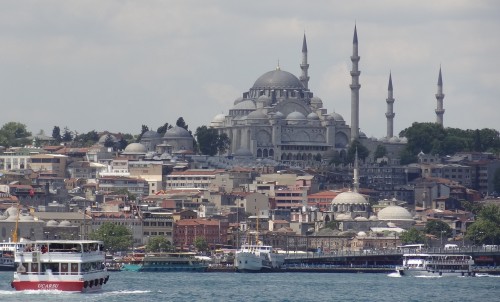 El nuevo aeropuerto de Estambul está demorado