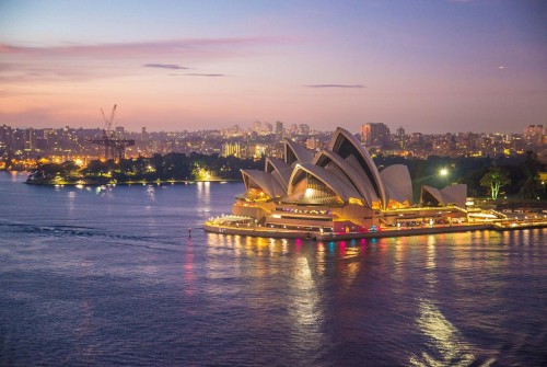 Australia no recibirá a turistas violentos