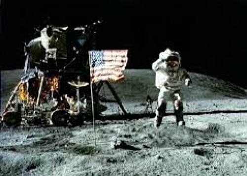 Apollo 11 en tu casa, con la Realidad Aumentada