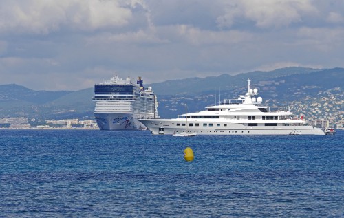 Cannes prohibirá los cruceros contaminantes