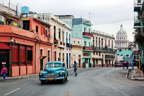 Estados Unidos endurece su embargo turístico sobre Cuba