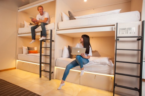 El primer hotel capsula de la Argentina abre en Esquel