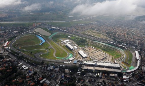 Muchos argentinos viajan al Gran Premio de F1 de Interlagos