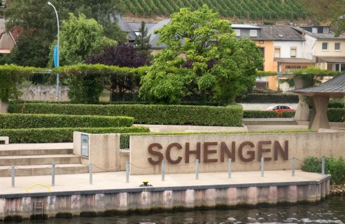 Cómo es Schengen, el pueblito que abrió las fronteras de Europa