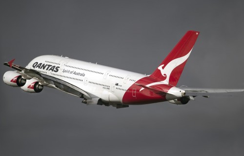 Qantas posterga los vuelos más largos del mundo