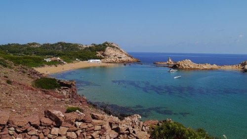 Durante la cuarentena: zambullite en la Cala Pregonda