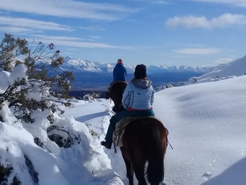 Una cabalgata por las montañas de Trevelin