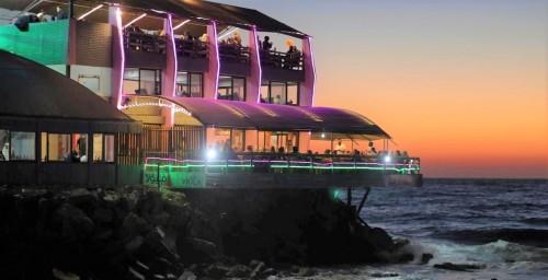 Maldive-Gaza: un café que es también un espacio de libertades y de sueños