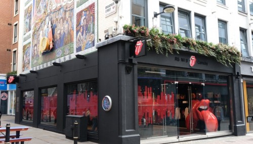 Abrió una tienda rolinga en Londres