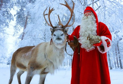 El pueblo de Papa Noel se prepara para la Navidad 2020