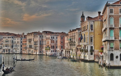 Venecia posterga la implementación de su tasa turística