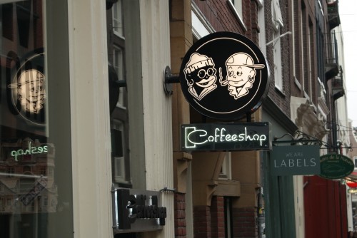 En Amsterdam: sin cannabis en los coffee shops para los extranjeros