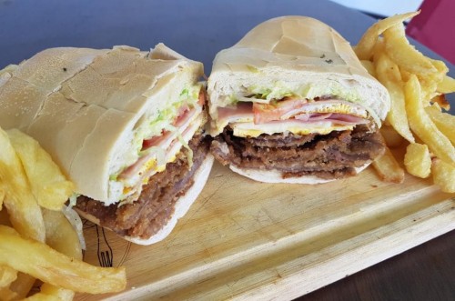 El sanguche de milanesa de Tucumán