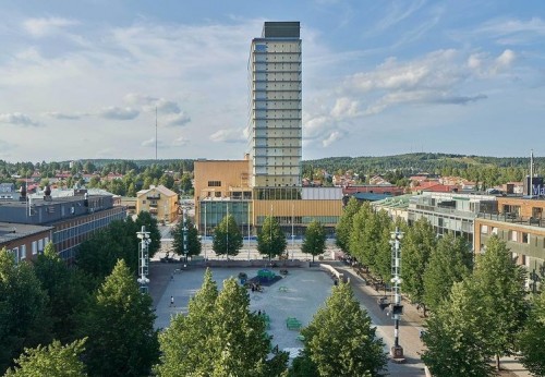 En Suecia, inauguraron la torre de madera más alta del mundo