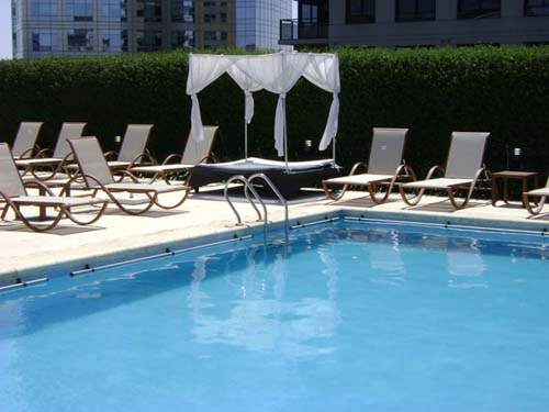 Hilton: Opciones para pasar el verano en la ciudad 
