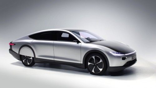 Producen en Holanda el primer auto solar