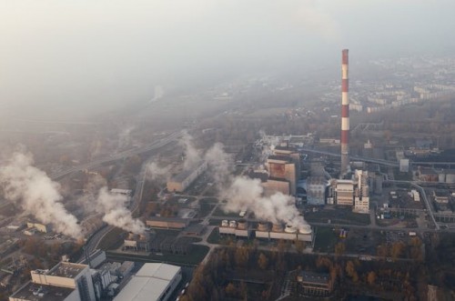 El aumento de las emisiones globales de carbono se desacelera, pero sigue en niveles récord