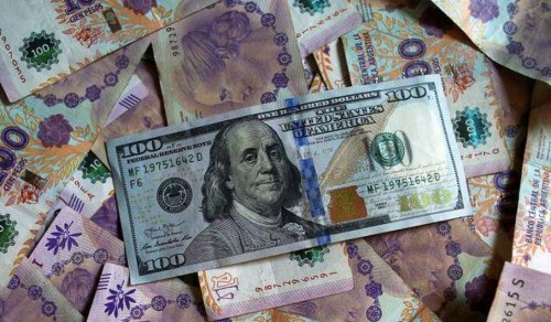 Sin dólar preferencial para los turistas