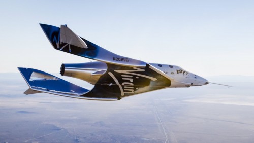 Virgin Galactic llevará a sus primeros clientes al espacio en junio de 2023