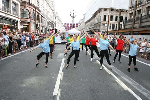 Cada domingo de julio: una experiencia nueva sobre Regent Street
