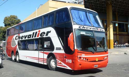 Cómo conocer la República Argentina viajando en buses

 
