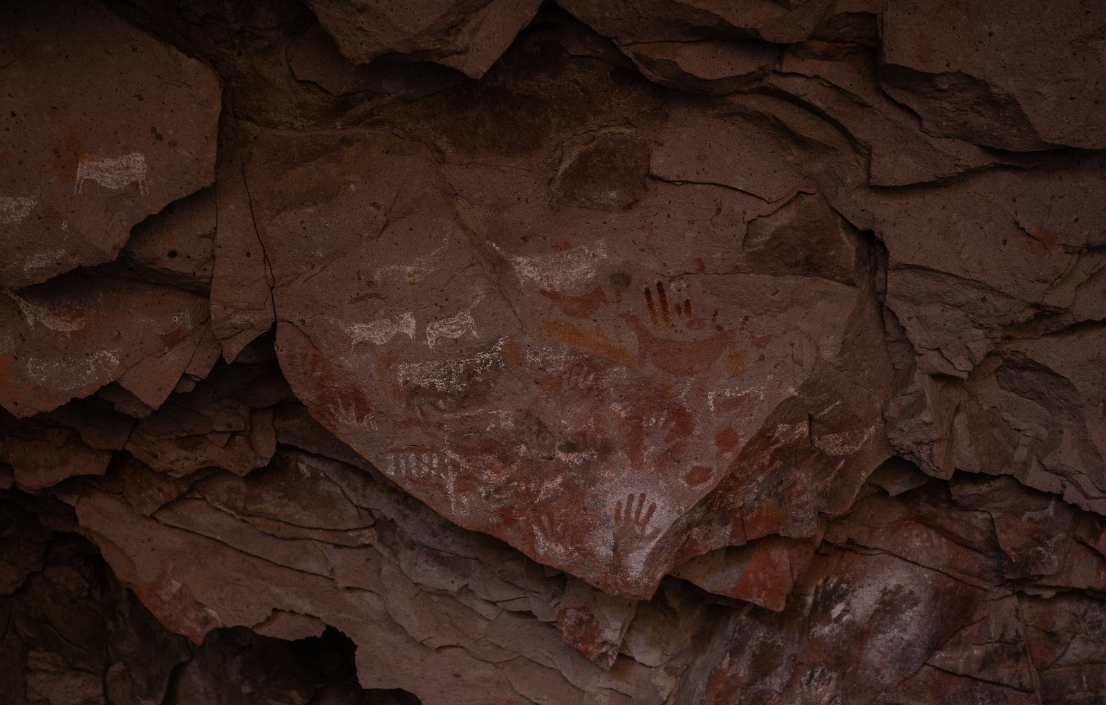 Charcamata, la “otra” Cueva de las Manos en la Patagonia argentina