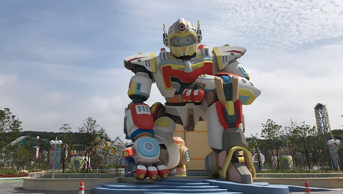 Robots en parques temáticos y entretenimiento turístico: la nueva atracción estrella