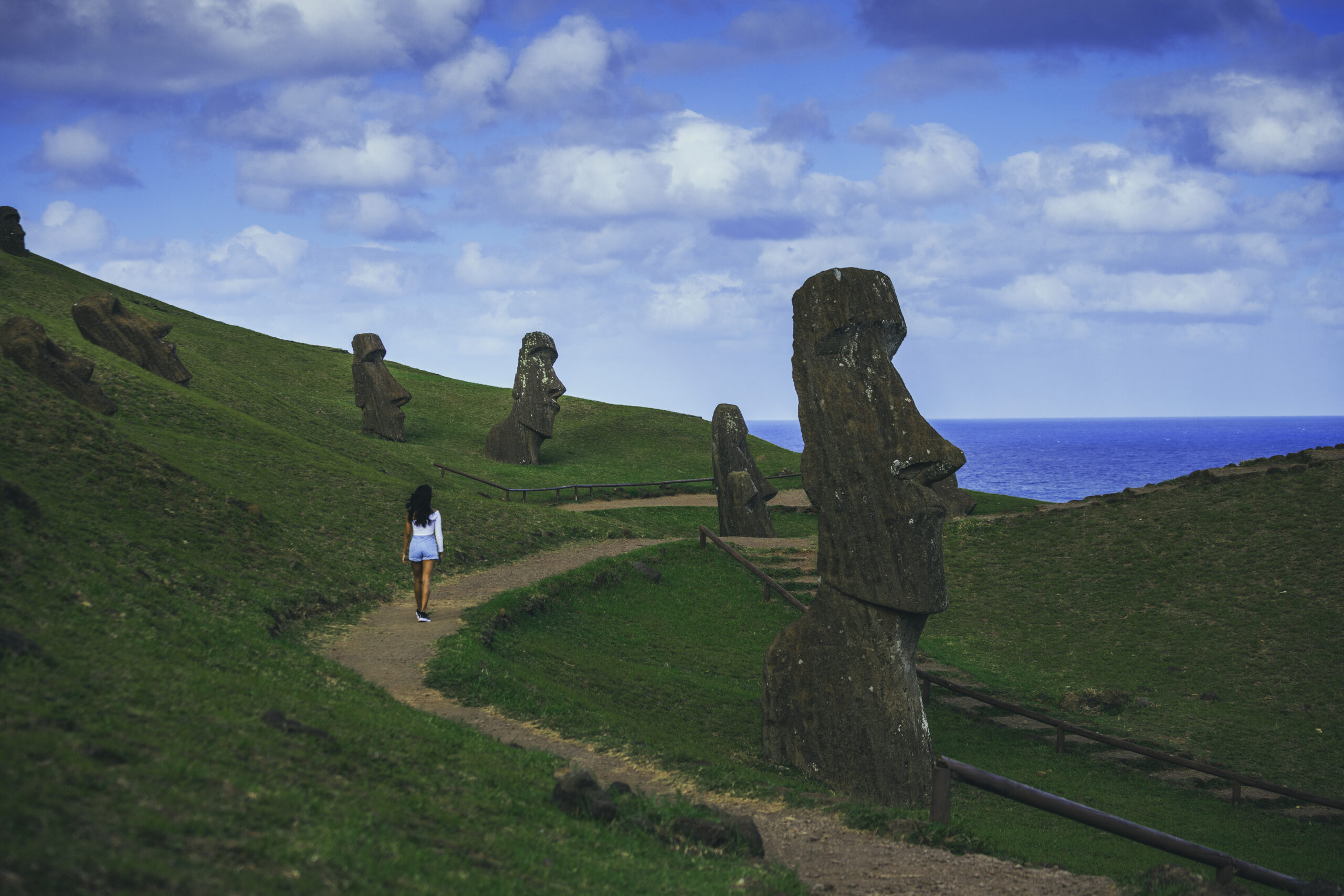 Cómo es Nayara Hangaroa, el hotel de lujo que propone conocer Rapa Nui con foco en su cultura