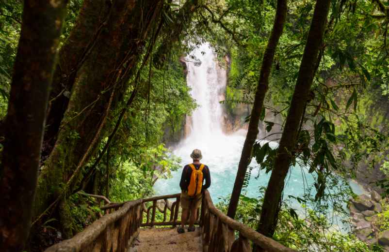 ¿Por qué Costa Rica es un destino caro? Algunos consejos para entender sus precios y viajar mejor por menos dinero