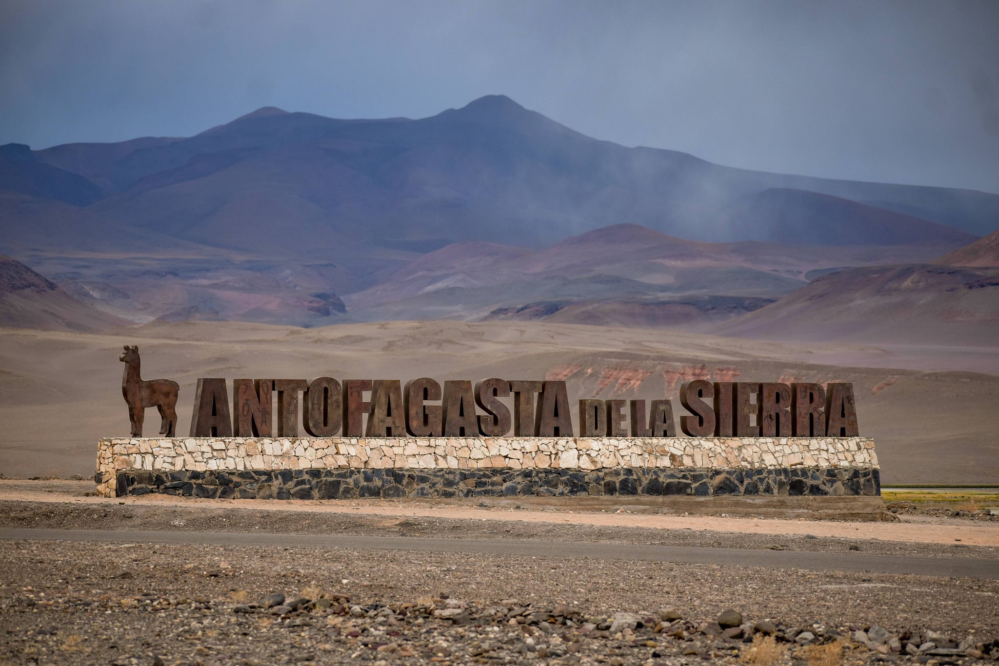 Antofagasta de la Sierra: el pueblo de la Puna argentina rodeado de volcanes, salares y campos de lava