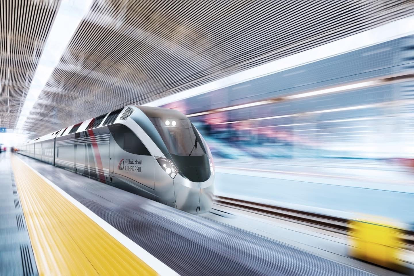 Los nuevos destinos del tren rápido: de California a los Emiratos, el ferrocarril compite con el avión y el auto