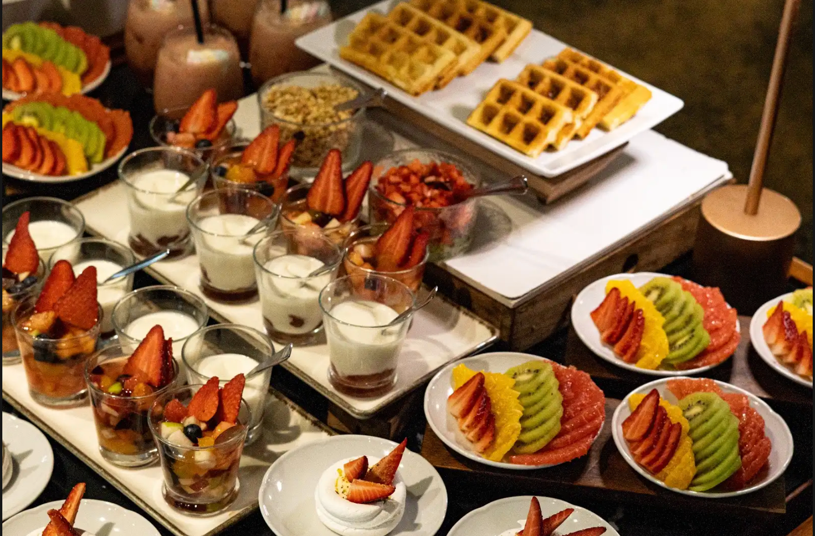Brunch de primavera en Buenos Aires: una propuesta de domingos frente a Plaza San Martín