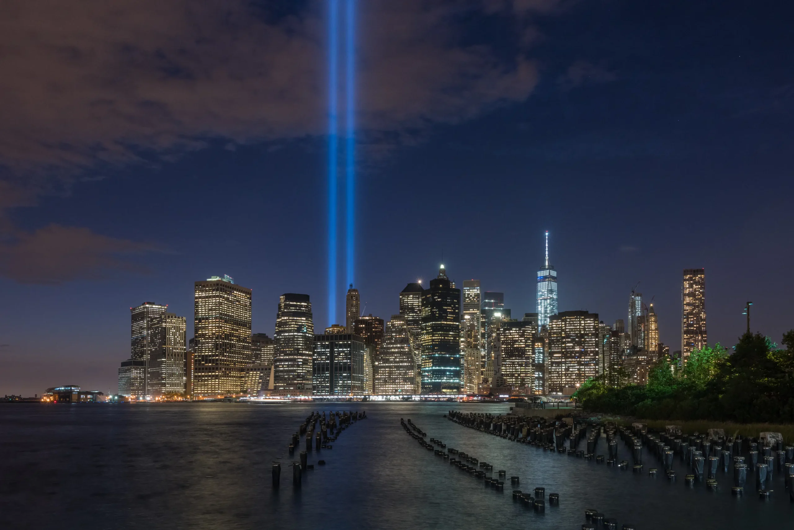 Nueva York conmemora los 25 años del 11-S: luces, conciertos, danza y homenajes en toda la ciudad